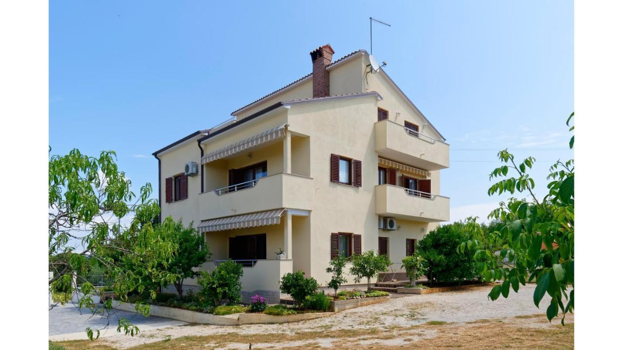 Apartments Belvedere By Rent Istria Plovanija Exteriör bild