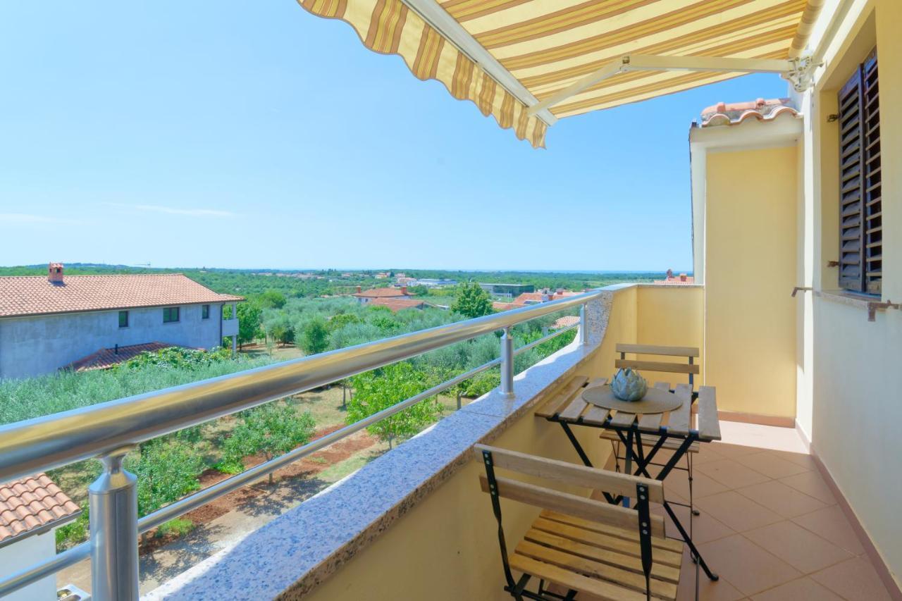 Apartments Belvedere By Rent Istria Plovanija Exteriör bild
