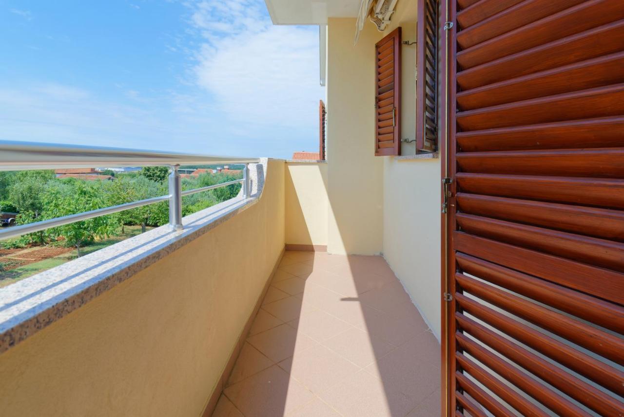 Apartments Belvedere By Rent Istria Plovanija Exteriör bild